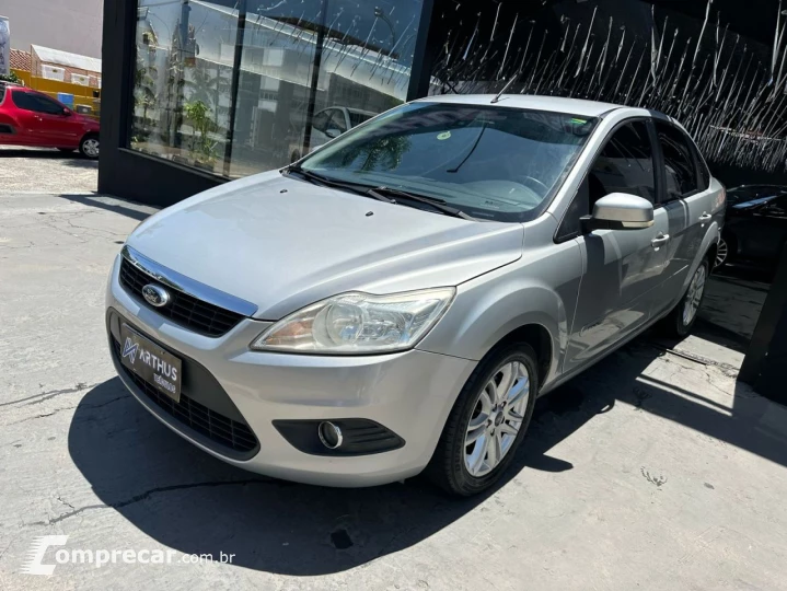 Focus Sedan 2.0 16V/2.0 16V Flex 4p Aut.