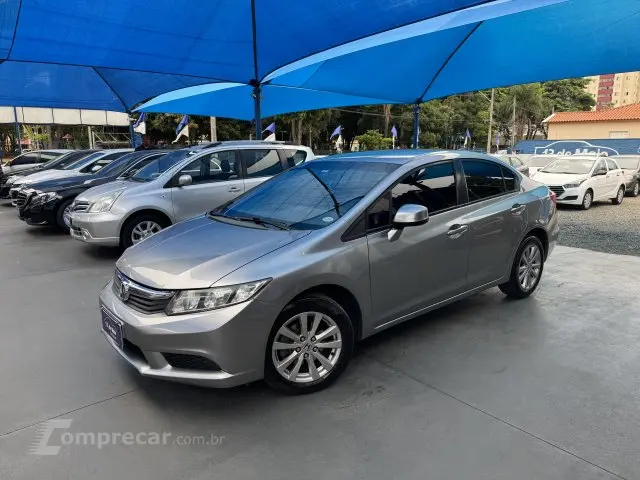CIVIC - 1.8 LXS 16V 4P AUTOMÁTICO