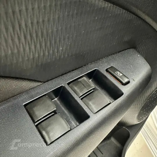 ETIOS HB X ETIOS HB X