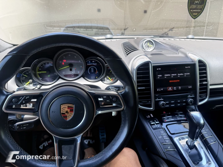 CAYENNE 3.0 V6 E-hybrid Platinum Edition AWD S