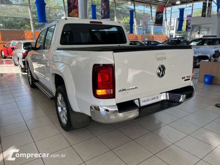 Amarok 3.0 V6 4X4 CABINE DUPLA HIGHLINE 4X4 TURBO INTERCOOLE