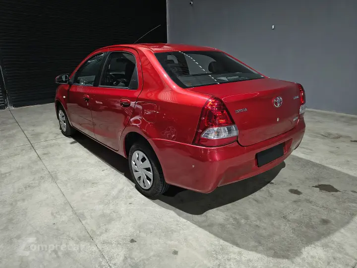 ETIOS 1.5 XS Sedan 16V