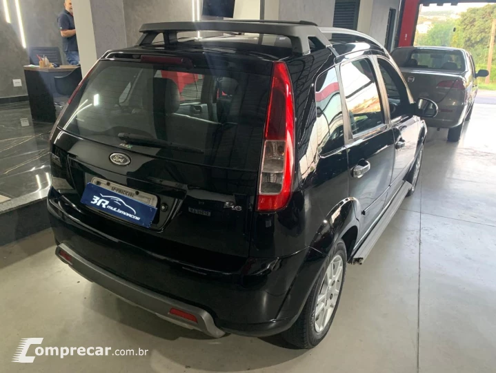 FIESTA 1.6 MPI Trail Hatch 8V