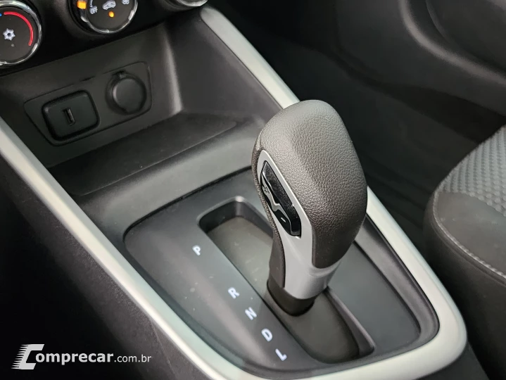 ONIX 1.0 Turbo Plus LT