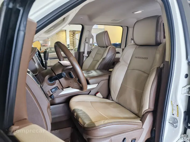 2500 6.7 I6 Turbo Laramie CD 4X4