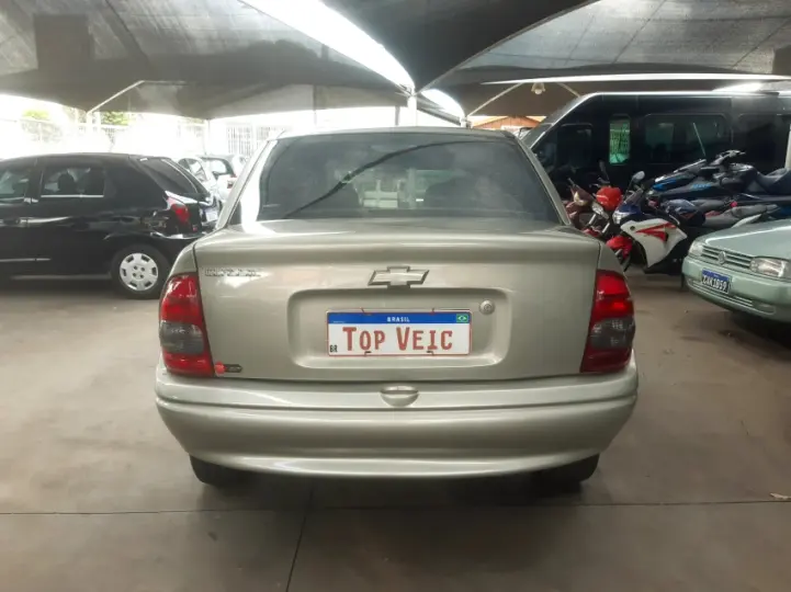 CLASSIC 1.6 MPFI Life 8V