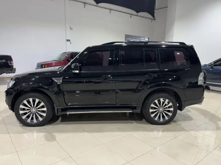 PAJERO 3.2 Full HPE 4X4 16V Turbo Intercooler