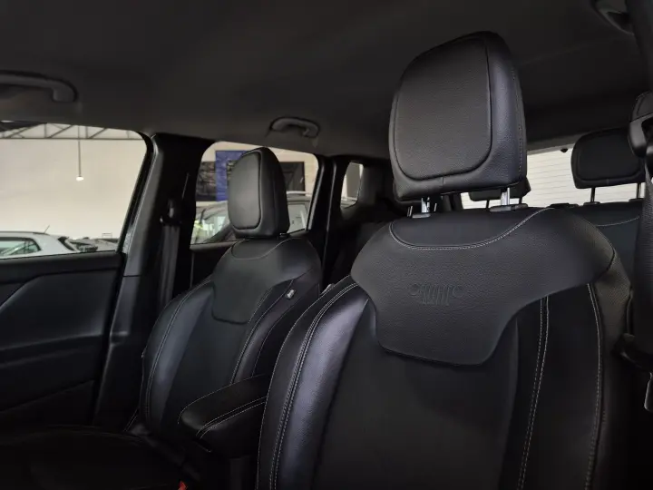 RENEGADE 1.3 T270 Turbo Longitude