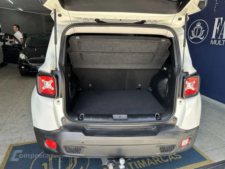 Renegade Longitude 1.8 4x2 Flex 16V Aut.