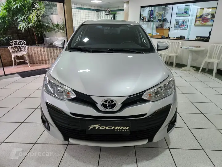 Yaris Sedan 1.5 16V 4P FLEX PLUS MULTIDRIVE AUTOMÁTICO CVT