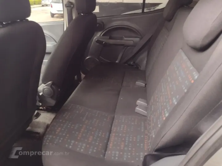 UNO 1.0 EVO Vivace 8V