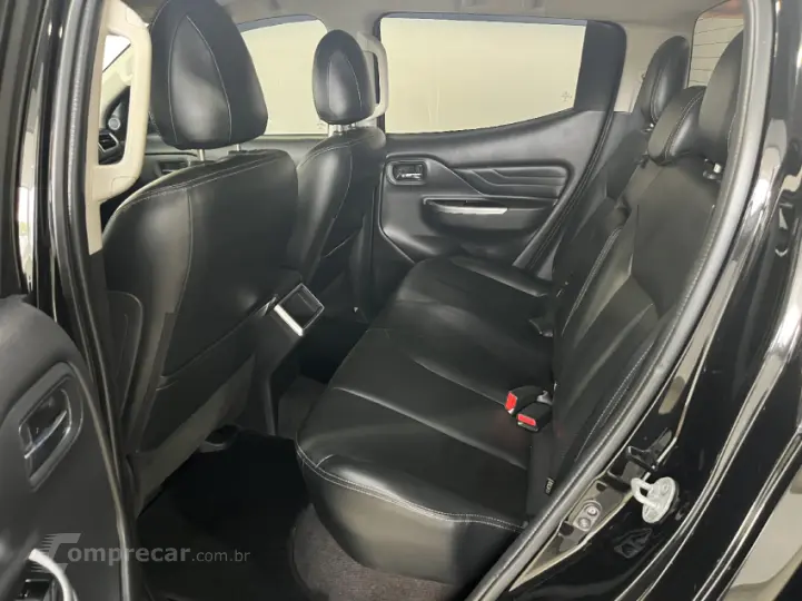 L200 TRITON 2.4 16V Turbo Sport Hpe-s CD 4X4