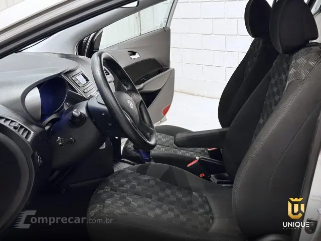 HB20 - 1.6 COMFORT PLUS 16V 4P AUTOMÁTICO