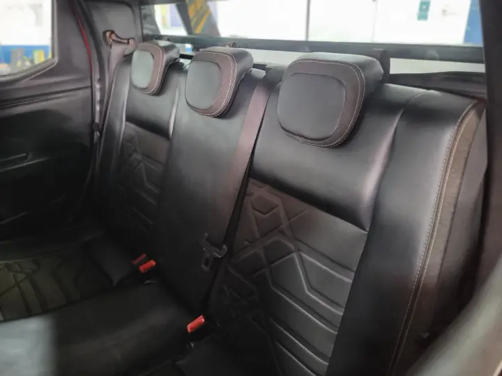 Strada Volcano 1.3 Flex 8V CD