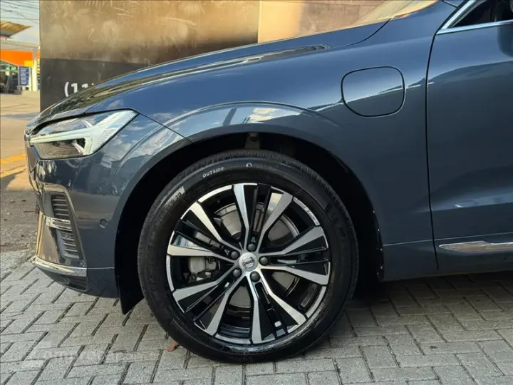 XC60 2.0 T8 Hybrid Inscription AWD Geartronic