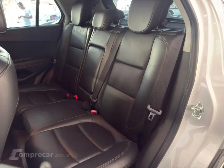 TRACKER 1.0 Turbo Premier