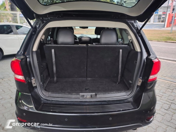 FIAT FREEMONT 2.4 PRECISION 16V AUTOMÁTICA 7 LUGARES