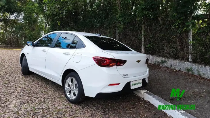 ONIX 1.0 Turbo Plus LTZ