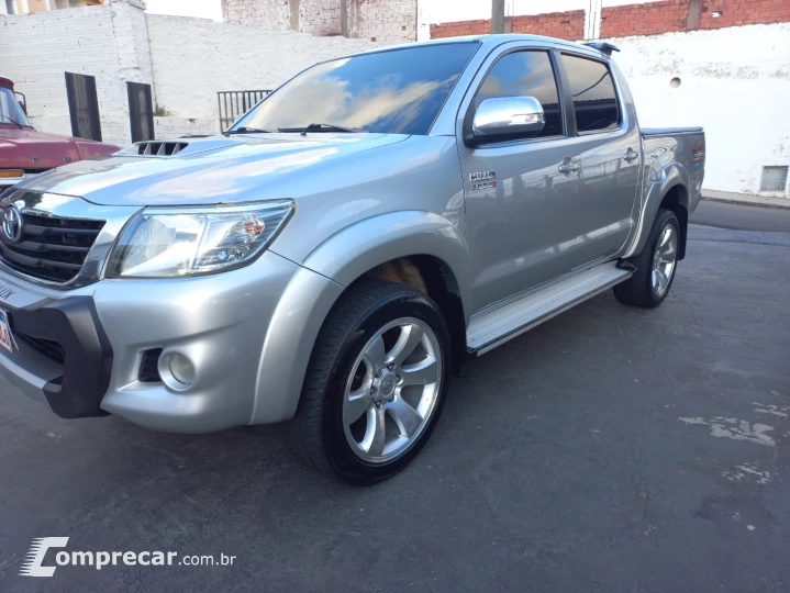 HILUX 3.0 SRV TOP 4X4 CD 16V Turbo Intercooler