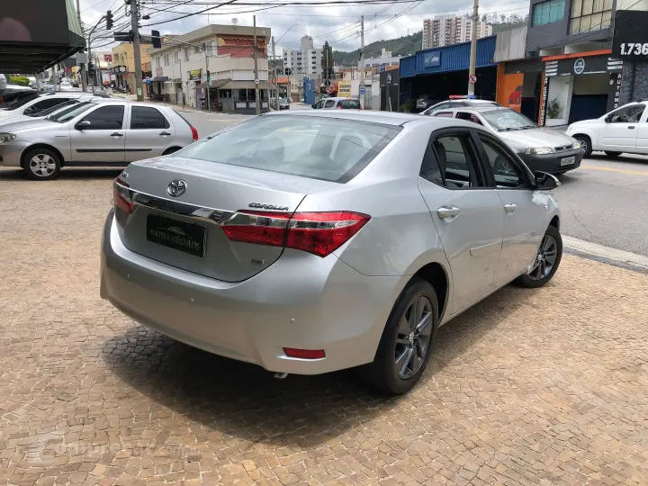 Corolla 1.8 Gli 16V Flex 4P Automático