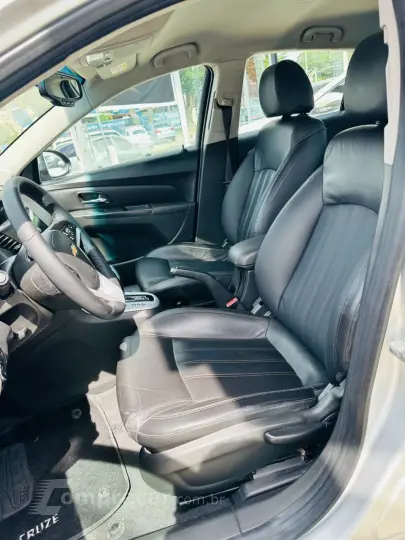 Cruze Hatch 1.8 16V 4P LT SPORT FLEX AUTOMÁTICO