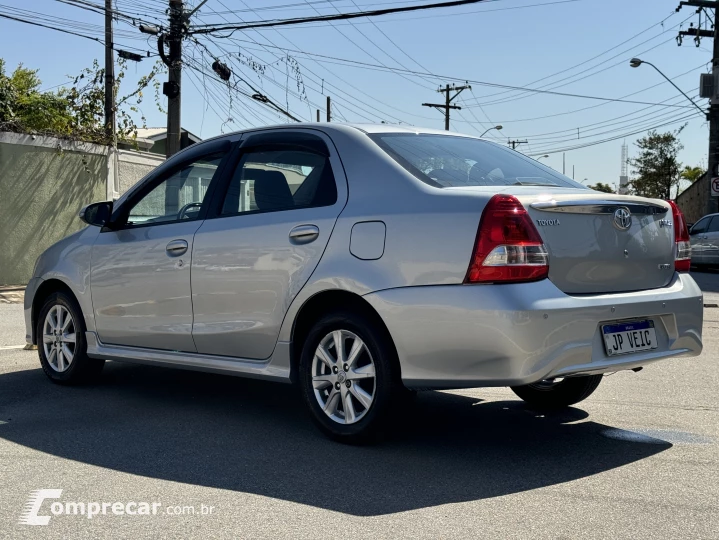 ETIOS 1.5 XLS Sedan 16V