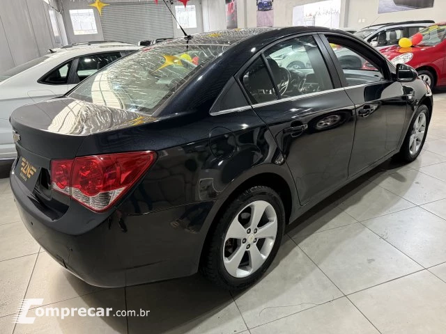 CRUZE SEDAN - 1.8 LT 16V 4P AUTOMÁTICO