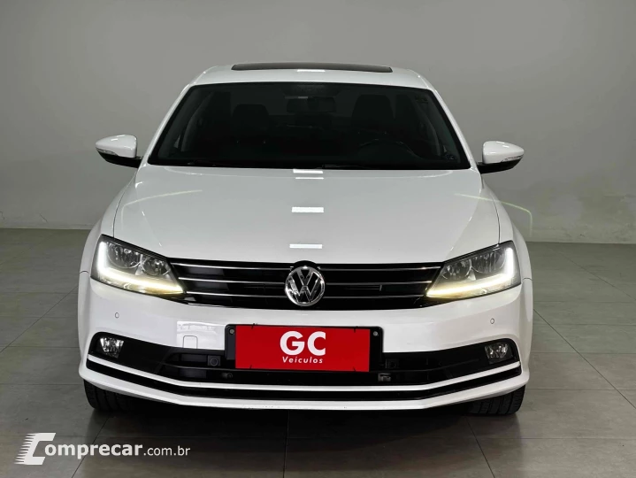 JETTA 2.0 TSI HIGHLINE 211CV GASOLINA 4P TIPTRONIC