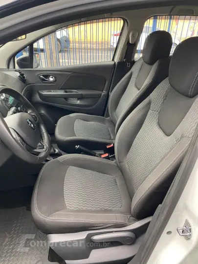 Captur 1.6 16V 4P FLEX SCE LIFE X-TRONIC CVT