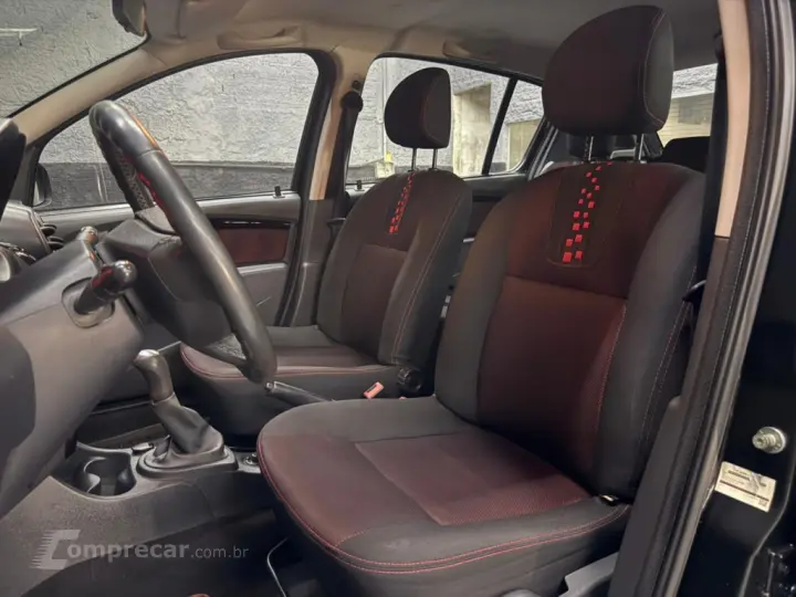 SANDERO 1.6 STEPWAY 8V FLEX 4P MANUAL