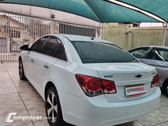 CRUZE SEDAN - 1.8 LT 16V 4P AUTOMÁTICO