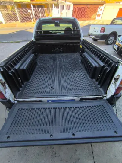 Courier 1.6 L/ 1.6 Flex