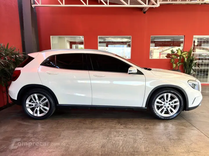 GLA 200 1.6 CGI ADVANCE 16V TURBO FLEX 4P AUTOMÁTICO