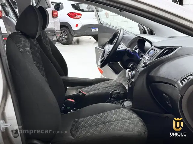 HB20 - 1.6 COMFORT PLUS 16V 4P AUTOMÁTICO