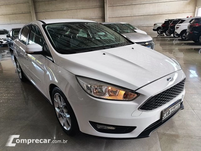 FOCUS SEDAN - 2.0 SE PLUS SEDAN 16V 4P POWERSHIFT