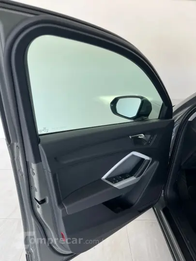 Q3 1.4 TFSI Attraction