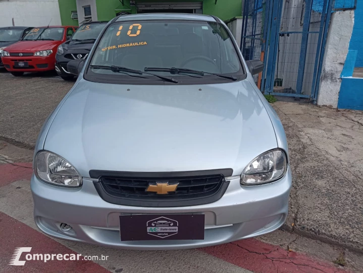 CORSA 1.0 MPFI Classic Sedan Life 8V