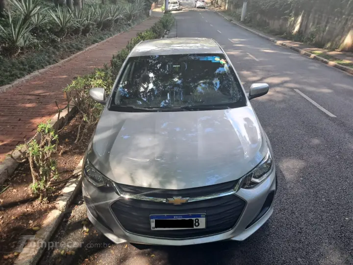 ONIX 1.0 Turbo Plus LT