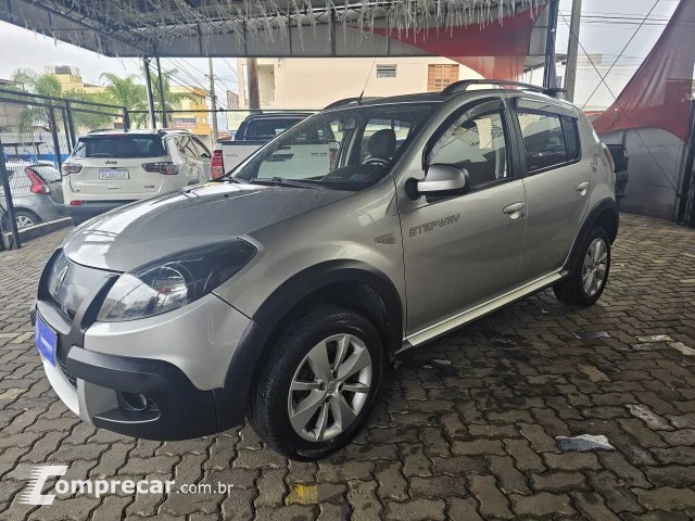 SANDERO - 1.6 STEPWAY 8V 4P MANUAL