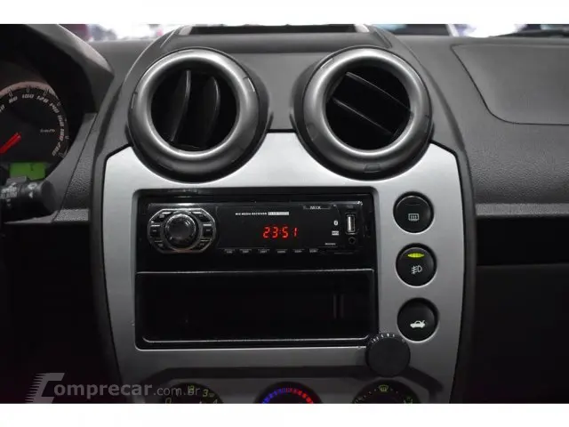 FIESTA HATCH - 1.6 ROCAM HATCH 8V 4P MANUAL