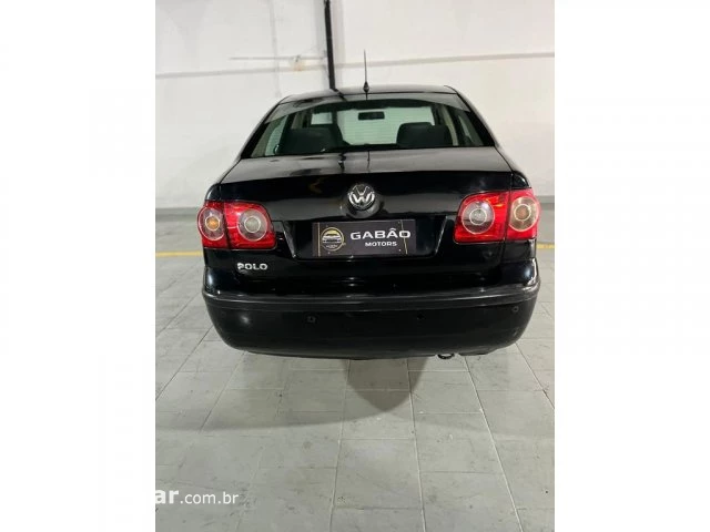 POLO SEDAN - 1.6 MI 8V 4P MANUAL