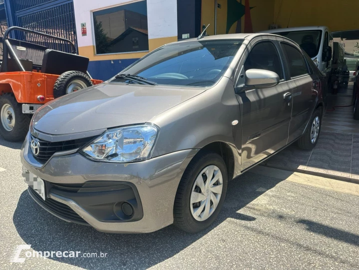 ETIOS 1.5 XS Sedan 16V