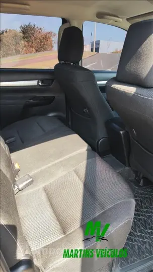 HILUX 2.8 D-4D TURBO DIESEL CD SR 4X4 AUTOMÁTICO