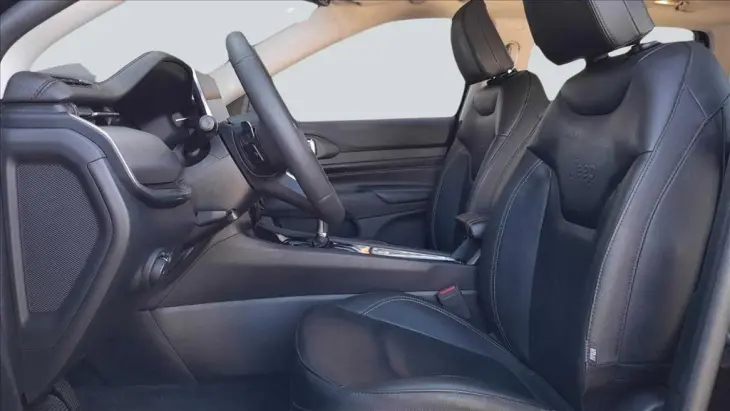 COMPASS 1.3 T270 TURBO FLEX LONGITUDE AT6