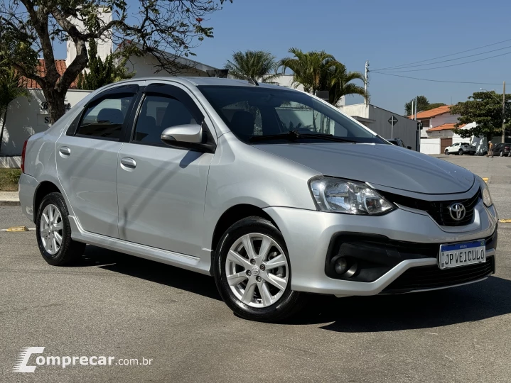 ETIOS 1.5 XLS Sedan 16V