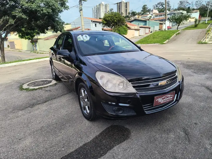 VECTRA 2.0 MPFI Expression 8V