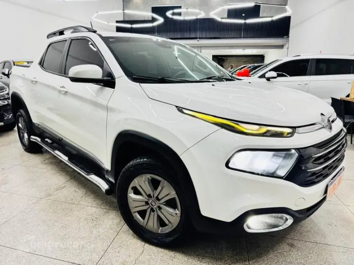 TORO FREEDOM 1.8 16V FLEX AUT