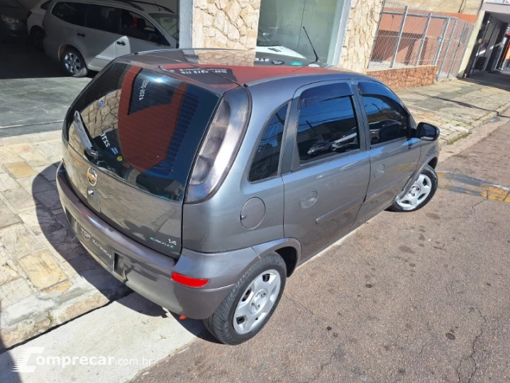 Corsa Hatch Maxx 1.4 (Flex)