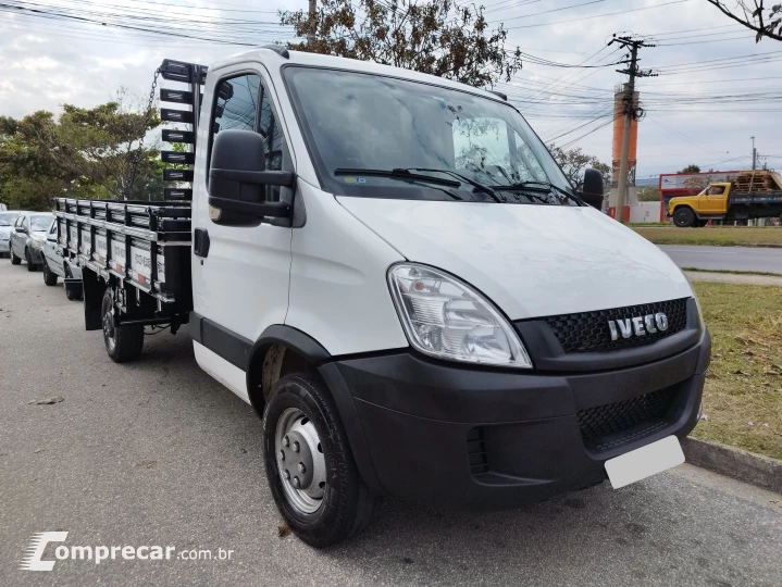IVECO - DAILY 35s14 Chassi Cabine Turbo Intercooler