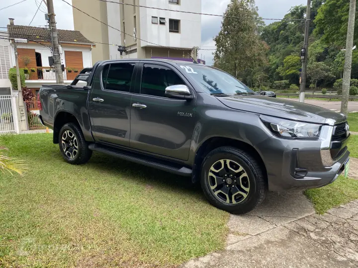 HILUX 2.8 D-4d Turbo CD SRV 4X4